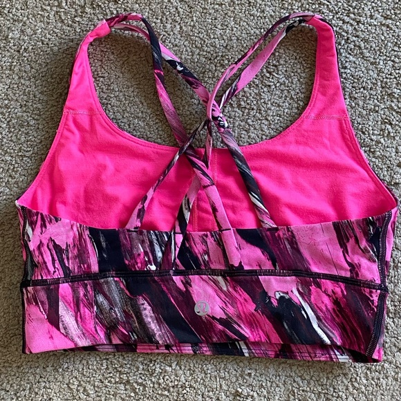 Lululemon sports bra size 6 - Picture 3 of 3